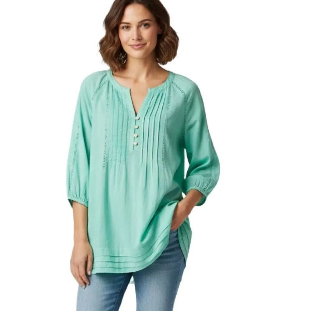 Intro Size XL 100% cotton peasant top lace insent.